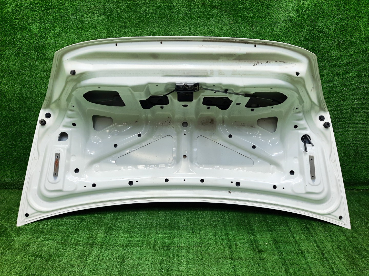Крышка багажника MITSUBISHI LANCER CS2A 0866 4 ракурс