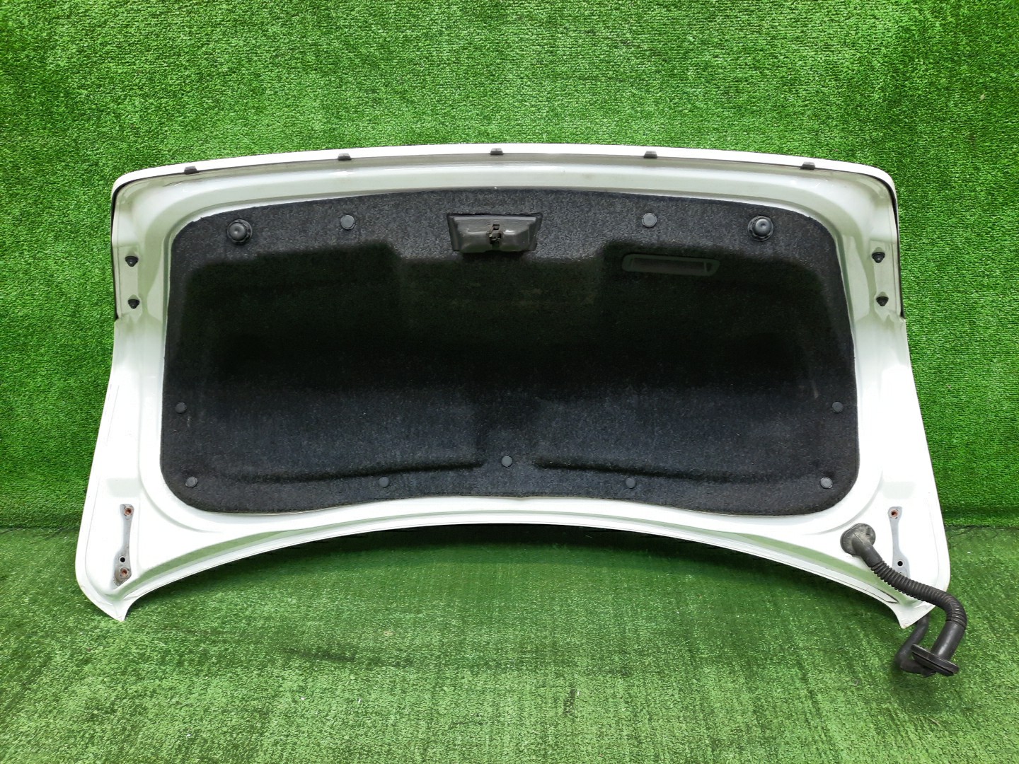 Крышка багажника NISSAN FUGA Y51 0892 2 ракурс