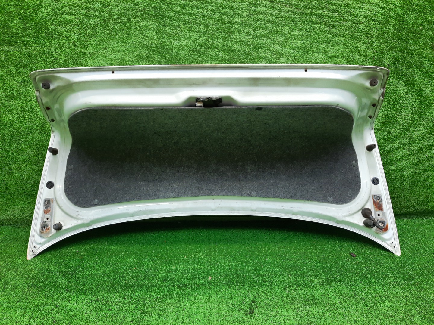Крышка багажника NISSAN PRIMERA P11 0912 2 ракурс