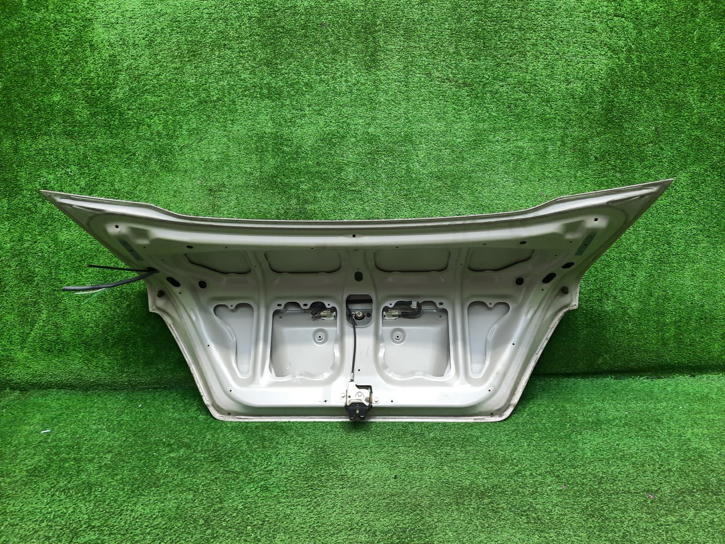 Крышка багажника TOYOTA SPRINTER AE111, AE114, AE110, EE111, CE110, CE114 0960 3 ракурс
