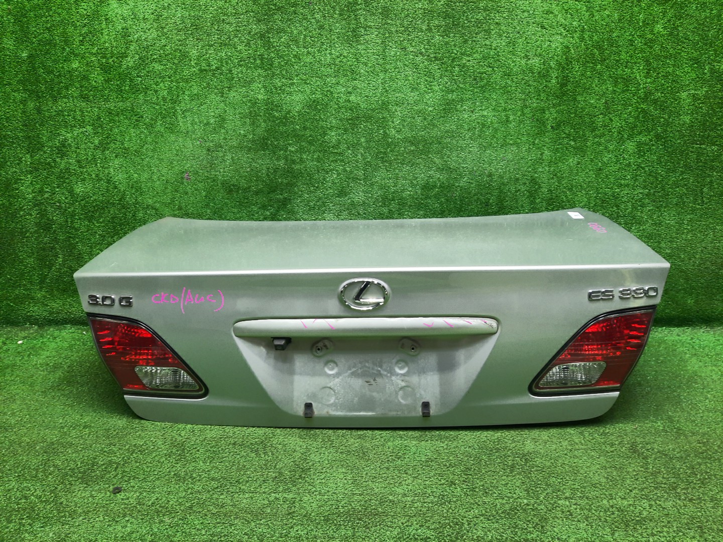 Крышка багажника LEXUS ES300 MCV30 0990 1 ракурс
