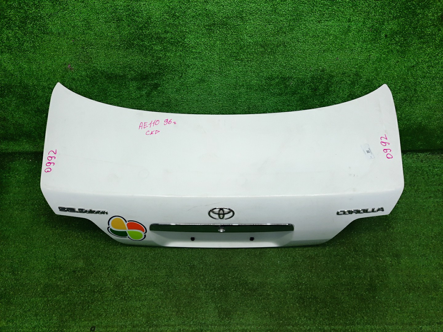 Крышка багажника TOYOTA COROLLA AE111, AE114, AE110, EE111, CE110, CE114 0992 2 ракурс