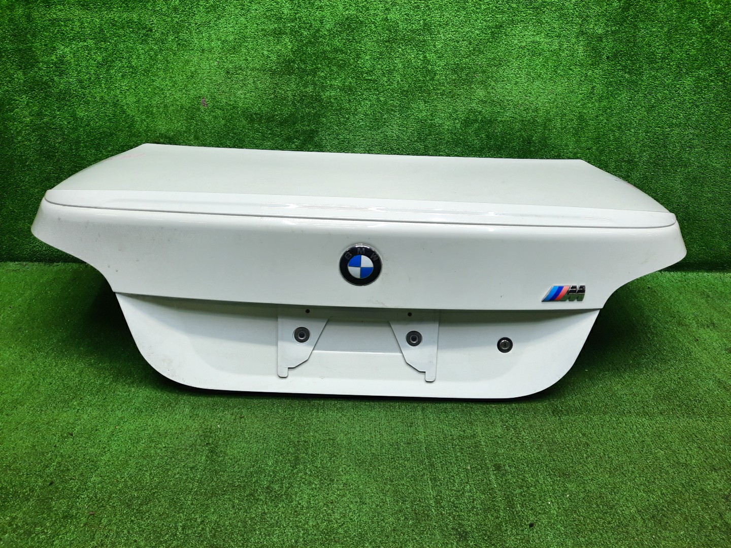 Крышка багажника BMW 5-Series E60 1067 1 ракурс