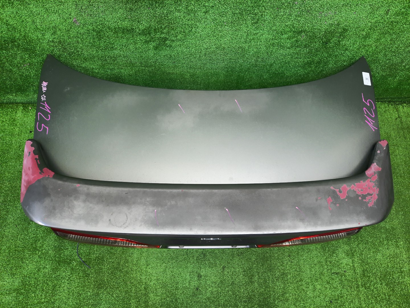 Крышка багажника HONDA TORNEO CL3, CF4, CF3, CF5, CL1 1125 2 ракурс Крышка багажника HONDA TORNEO CL3, CF4, CF3, CF5, CL1 1125 2 ракурс