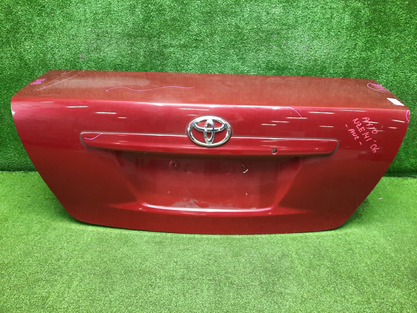 Крышка багажника TOYOTA COROLLA AXIO NZE141, NZE144, ZRE142, ZRE144 1148 1 ракурс Крышка багажника TOYOTA COROLLA AXIO NZE141, NZE144, ZRE142, ZRE144 1148 1 ракурс