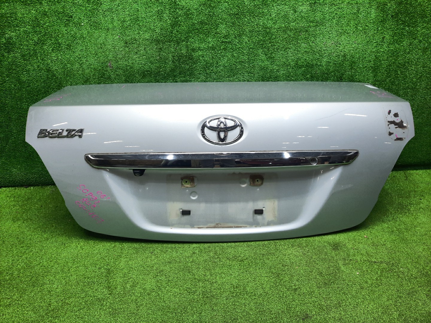Крышка багажника TOYOTA BELTA NCP96, KSP90, KSP92, SCP92 1156 1 ракурс