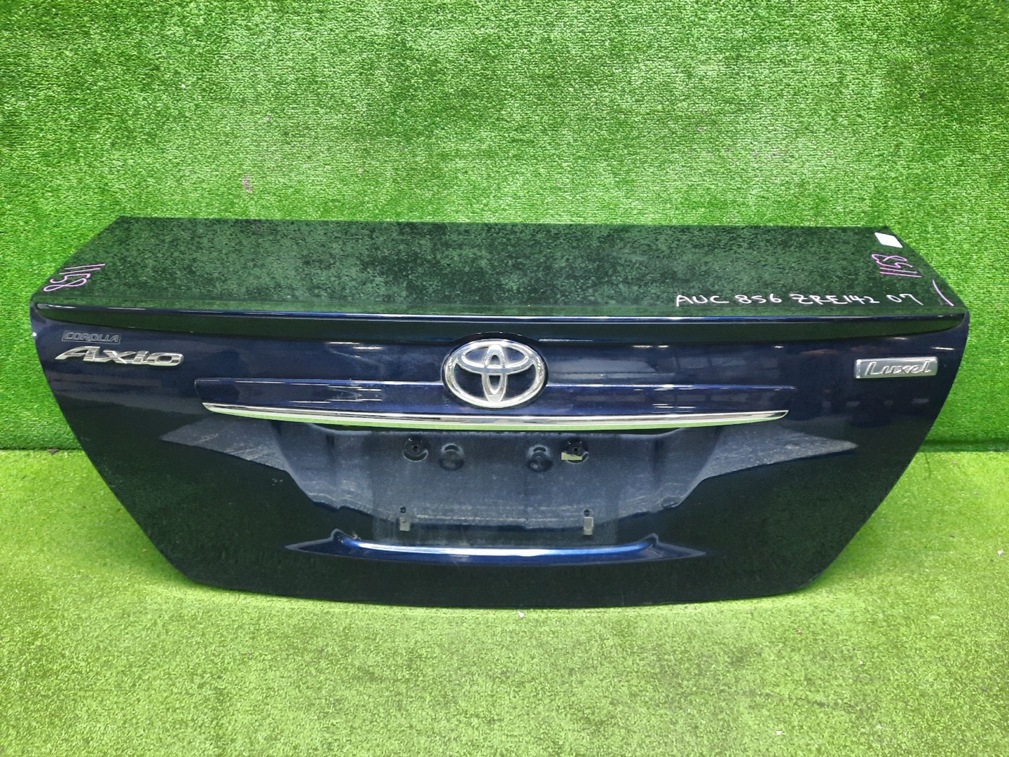 Крышка багажника TOYOTA COROLLA AXIO NZE141, NZE144, ZRE142, ZRE144 1158 1 ракурс Крышка багажника TOYOTA COROLLA AXIO NZE141, NZE144, ZRE142, ZRE144 1158 1 ракурс