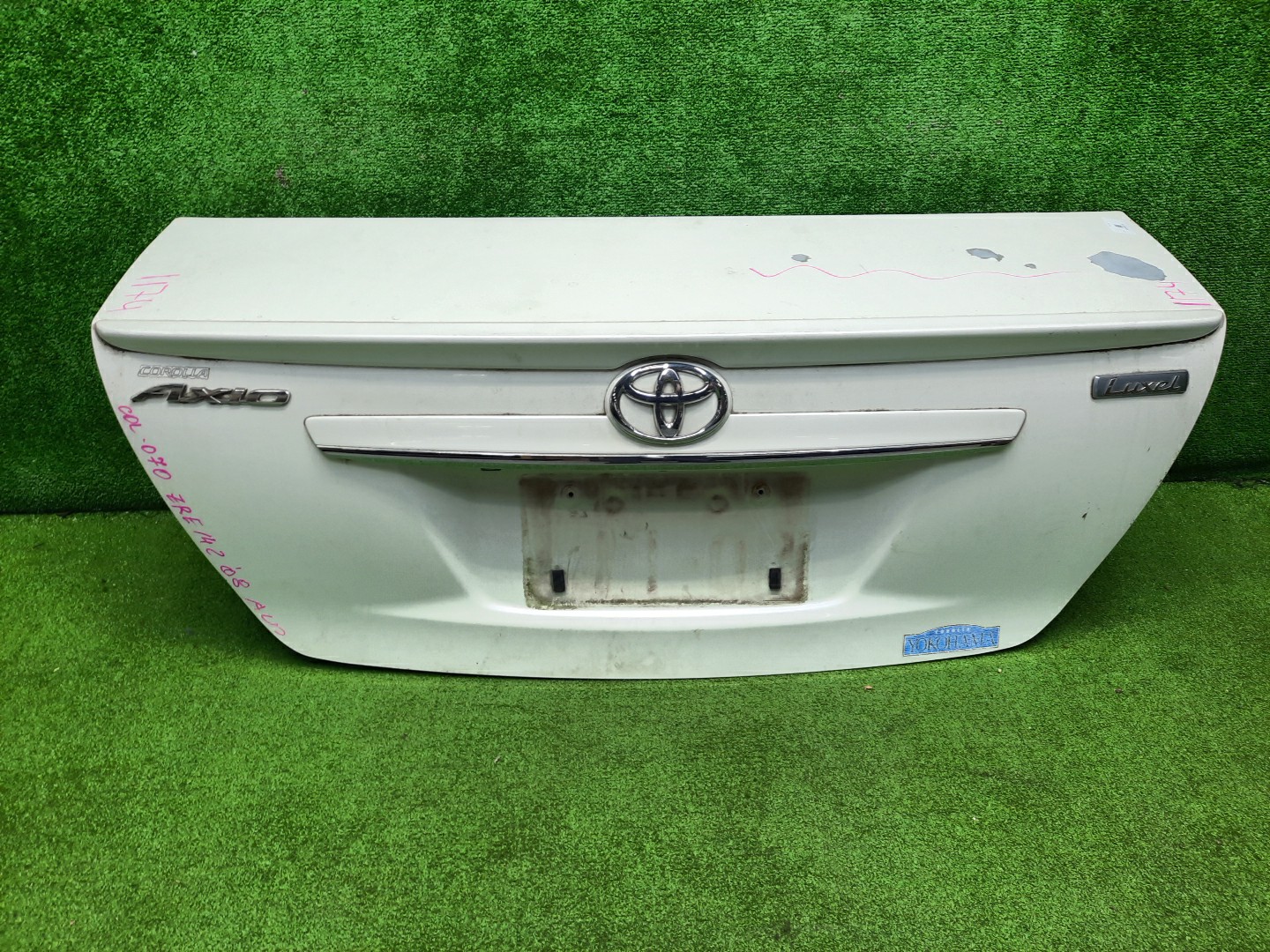 Крышка багажника TOYOTA COROLLA AXIO NZE141, NZE144, ZRE142, ZRE144 1174 1 ракурс Крышка багажника TOYOTA COROLLA AXIO NZE141, NZE144, ZRE142, ZRE144 1174 1 ракурс