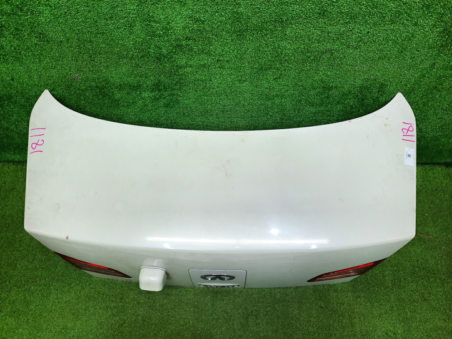 Крышка багажника NISSAN SKYLINE V35 1181 2 ракурс