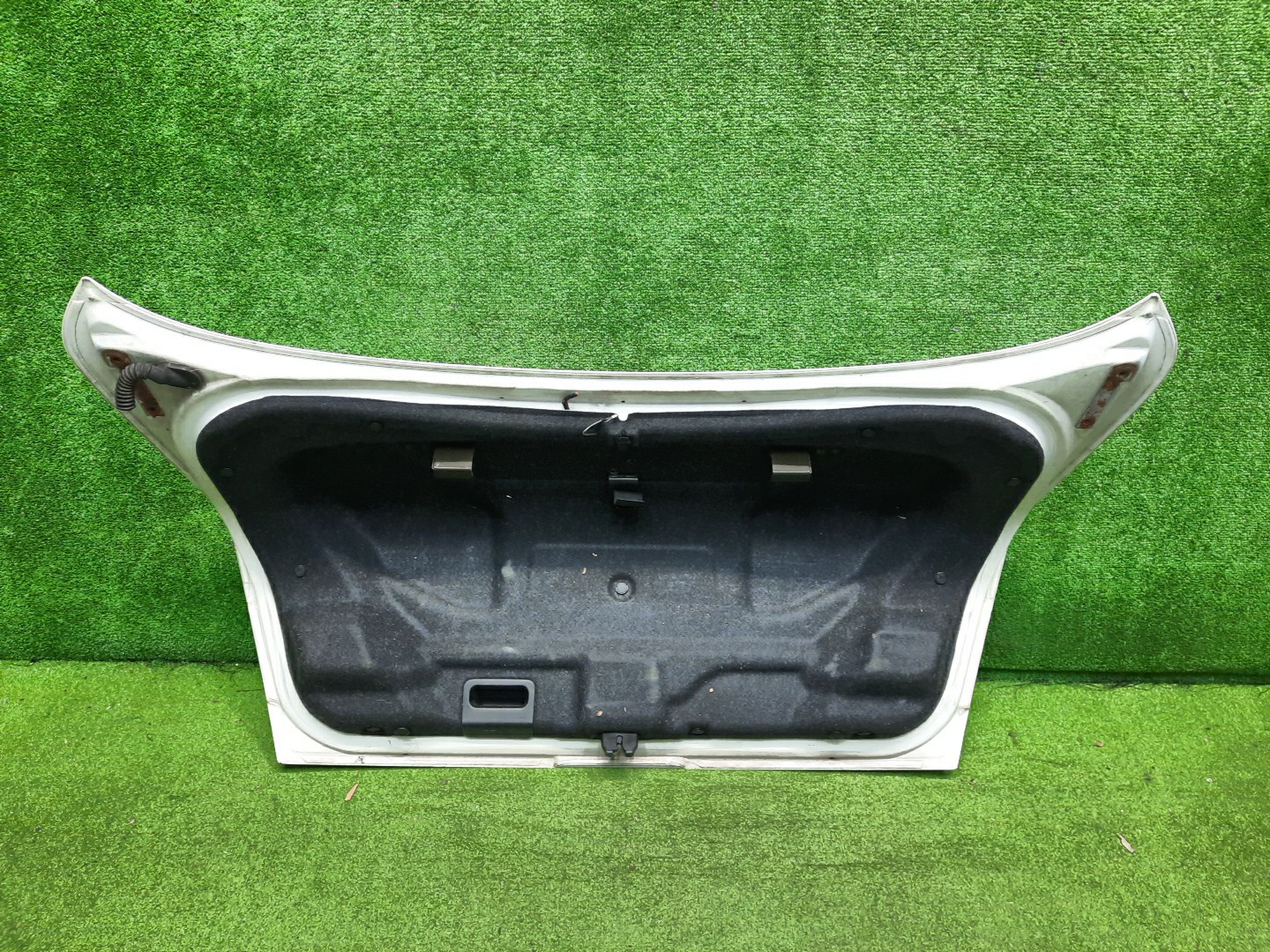 Крышка багажника NISSAN SKYLINE V35 1181 4 ракурс
