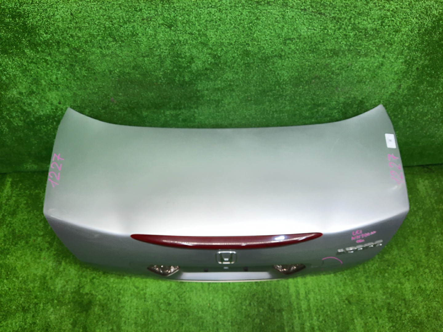 Крышка багажника HONDA INSPIRE UC1 1227 3 ракурс