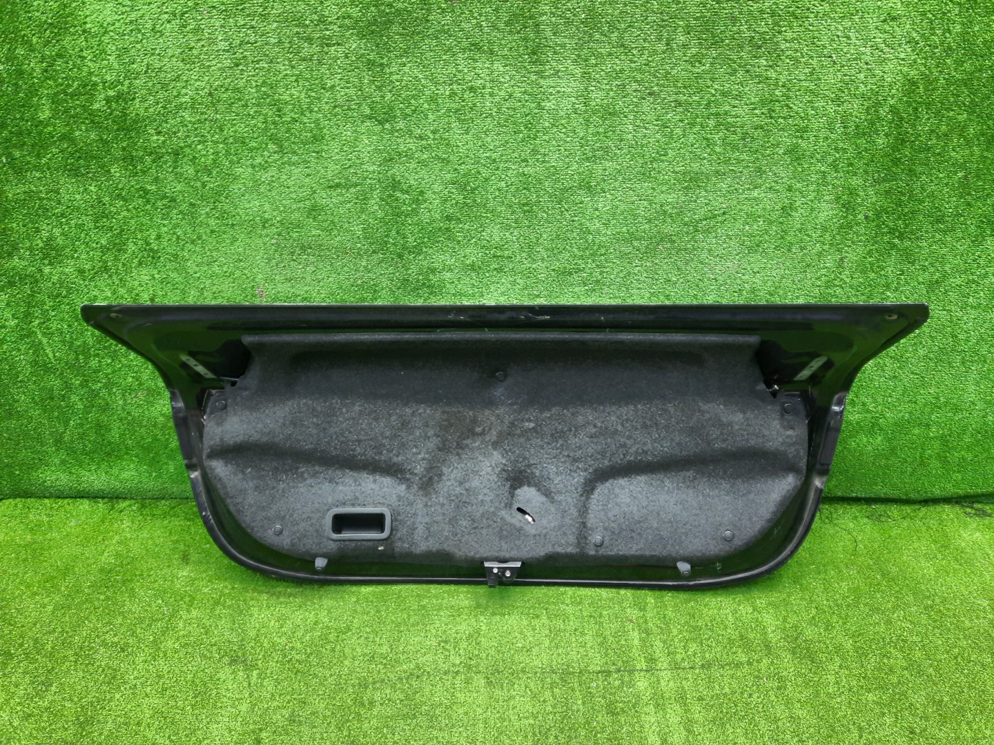 Крышка багажника MAZDA AXELA BYEFP 1255 4 ракурс