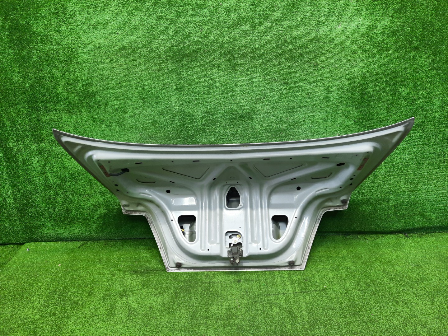 Крышка багажника NISSAN BLUEBIRD SU14, QU14, ENU14, HU14, HNU14, EU14 1275 3 ракурс