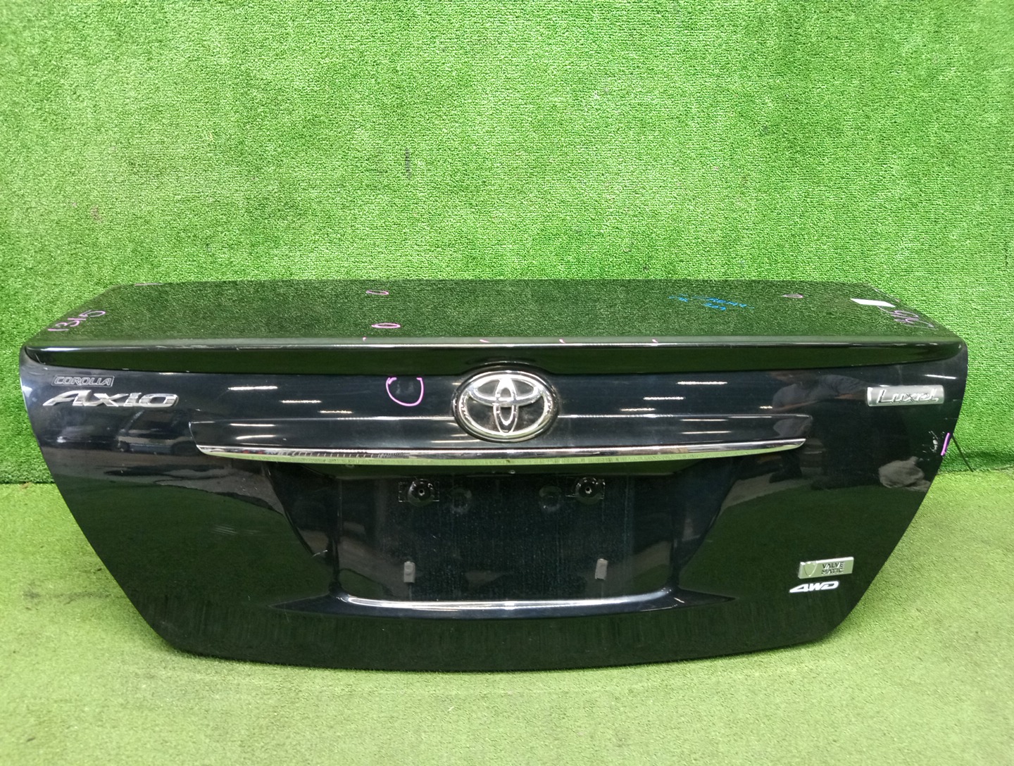 Крышка багажника TOYOTA COROLLA AXIO NZE141, NZE144, ZRE142, ZRE144 1315 1 ракурс Крышка багажника TOYOTA COROLLA AXIO NZE141, NZE144, ZRE142, ZRE144 1315 1 ракурс