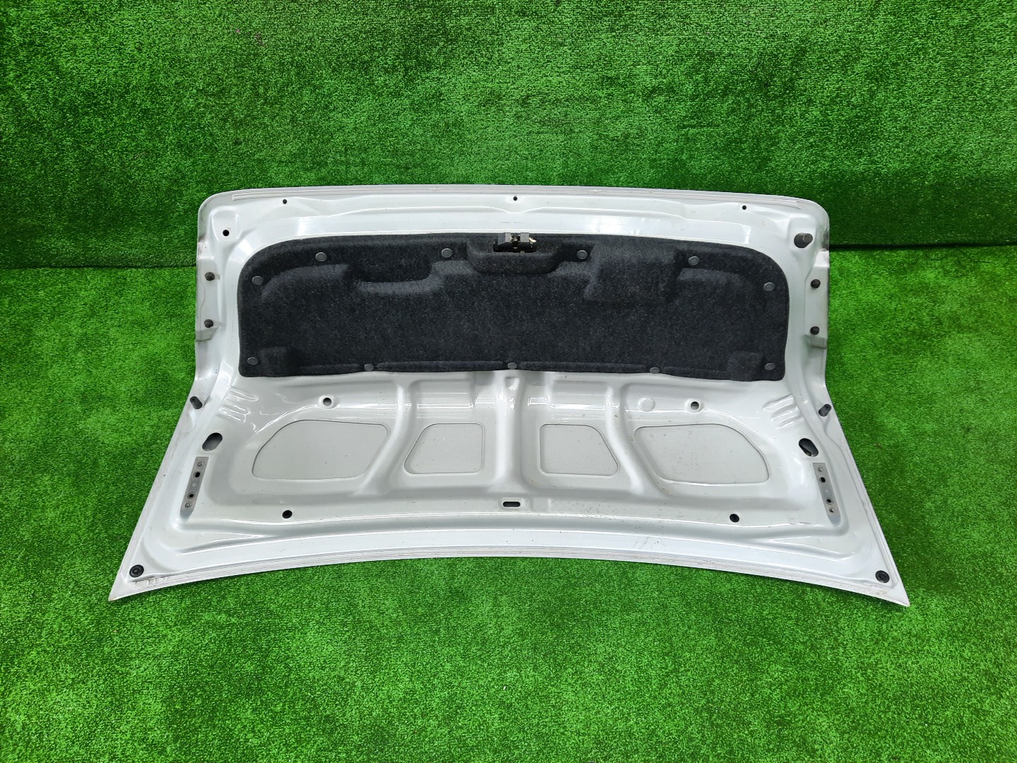 Крышка багажника MAZDA CAPELLA, 626 GF8P, GFEP, GFFP, GFER, GF 1326 4 ракурс