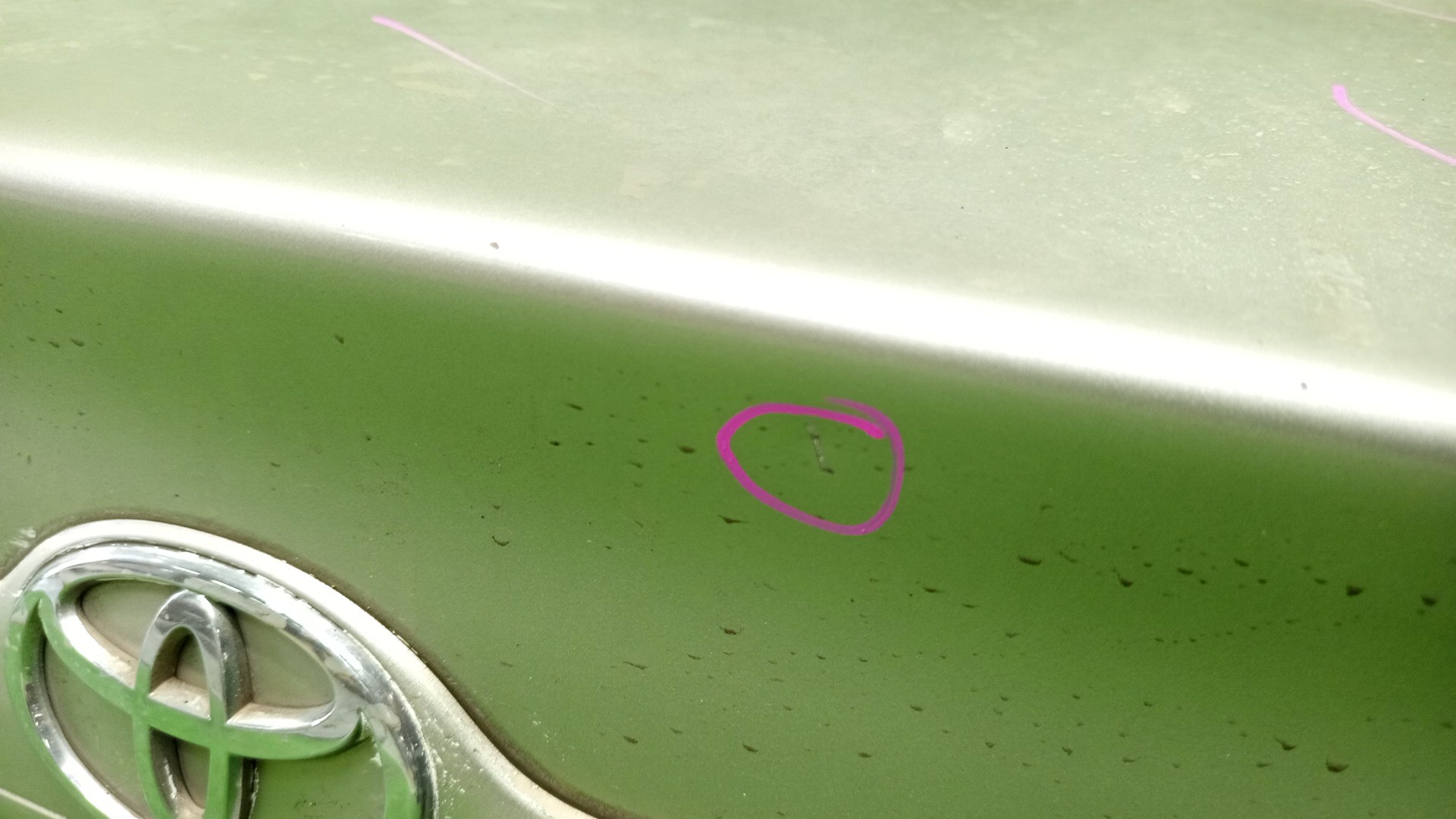 Крышка багажника TOYOTA COROLLA ZZE124, NZE121, NZE120, ZZE122, NZE124, CE121 1363 3 ракурс