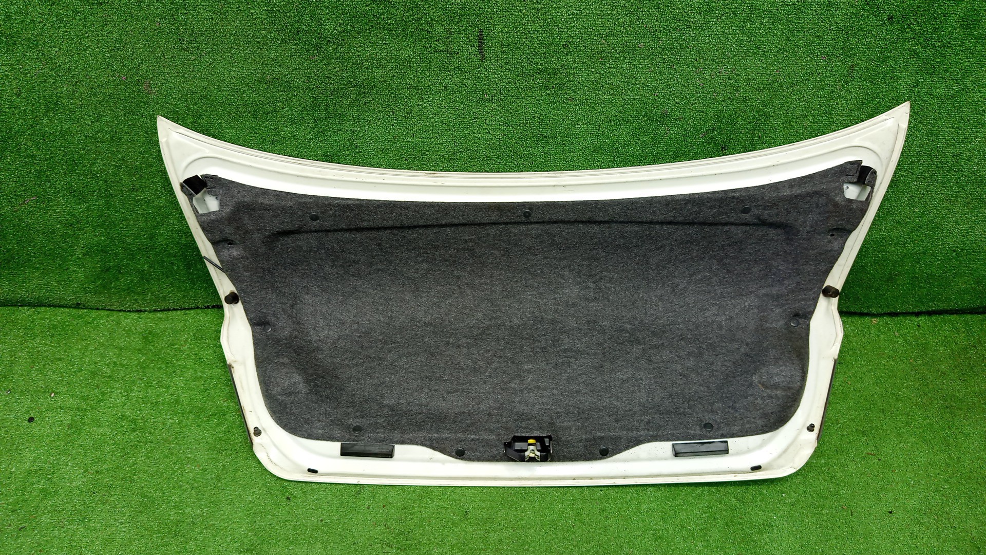 Крышка багажника HONDA FIT ARIA GD6, GD9, GD8, GD7 1370 5 ракурс