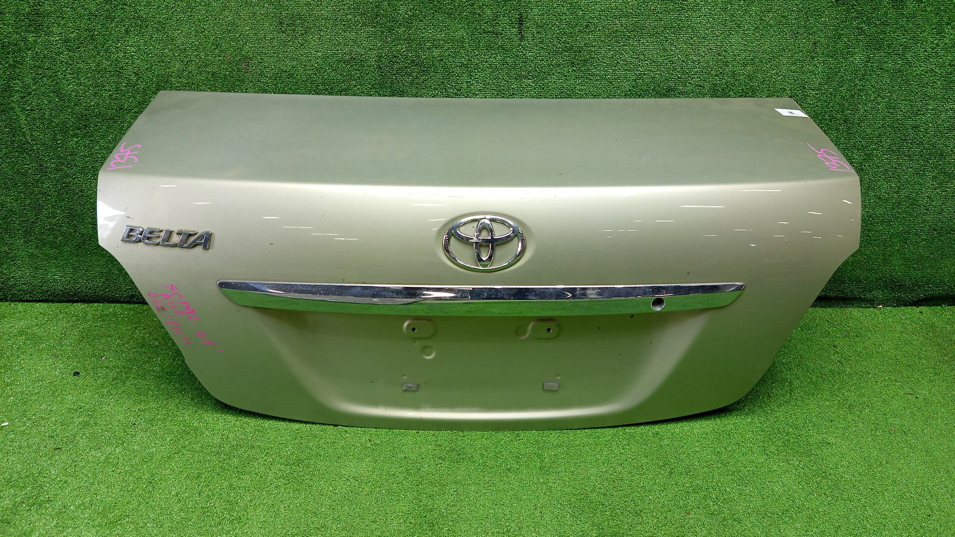 Крышка багажника TOYOTA BELTA NCP96, KSP90, KSP92, SCP92 1375 1 ракурс