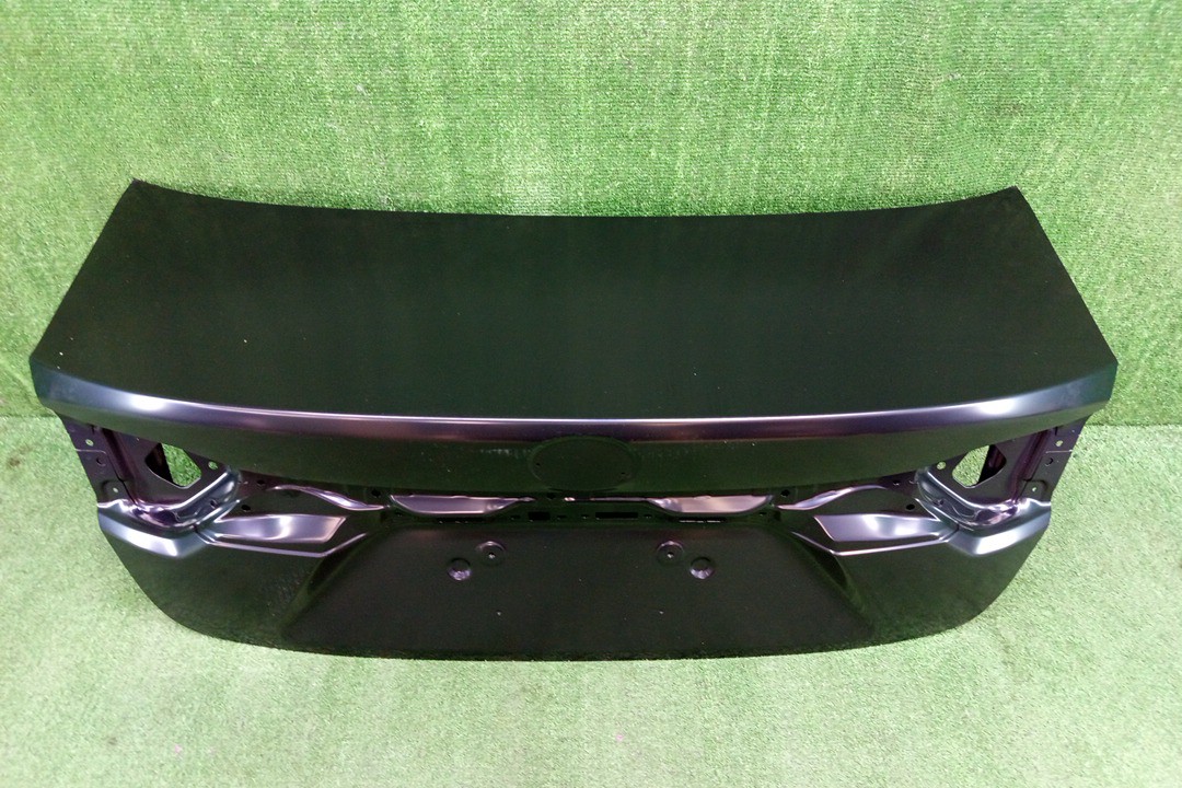 Крышка багажника TOYOTA COROLLA ZWE211 64401-12F30 2 ракурс