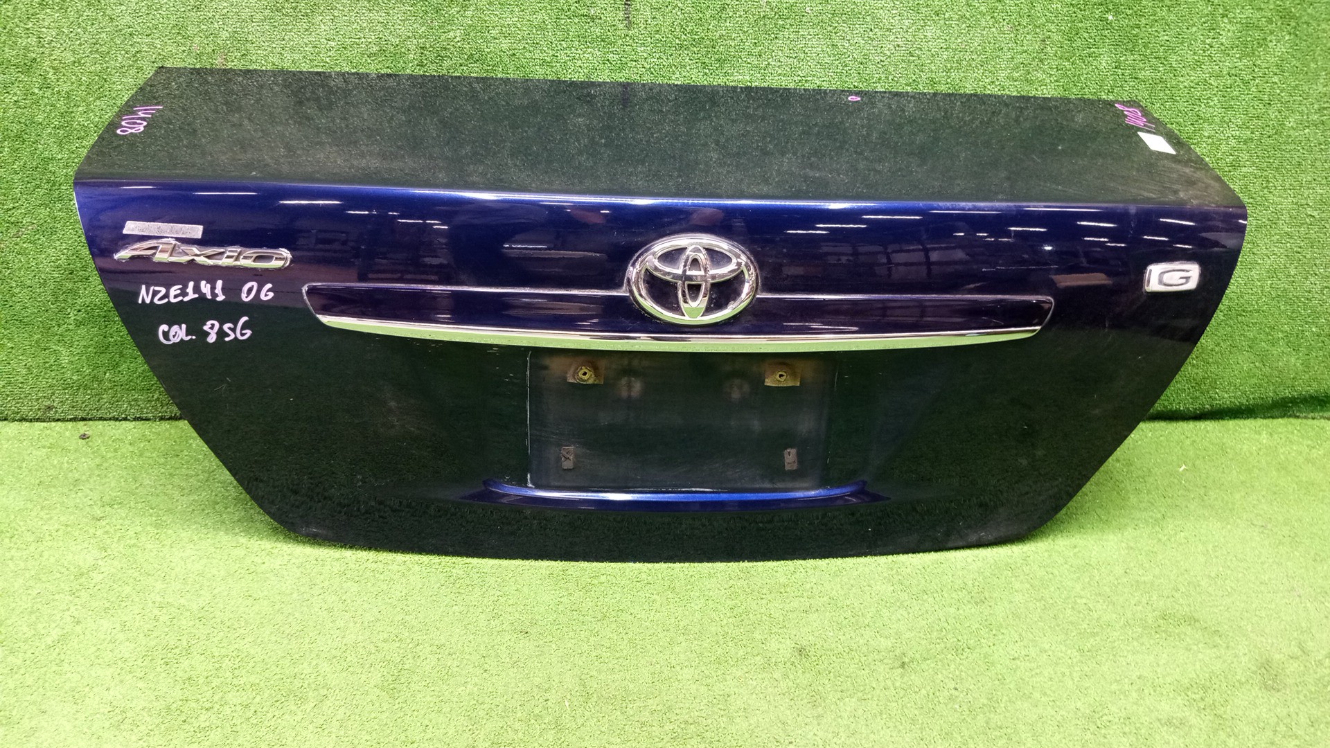 Крышка багажника TOYOTA COROLLA AXIO NZE141, NZE144, ZRE142, ZRE144 1408 1 ракурс Крышка багажника TOYOTA COROLLA AXIO NZE141, NZE144, ZRE142, ZRE144 1408 1 ракурс
