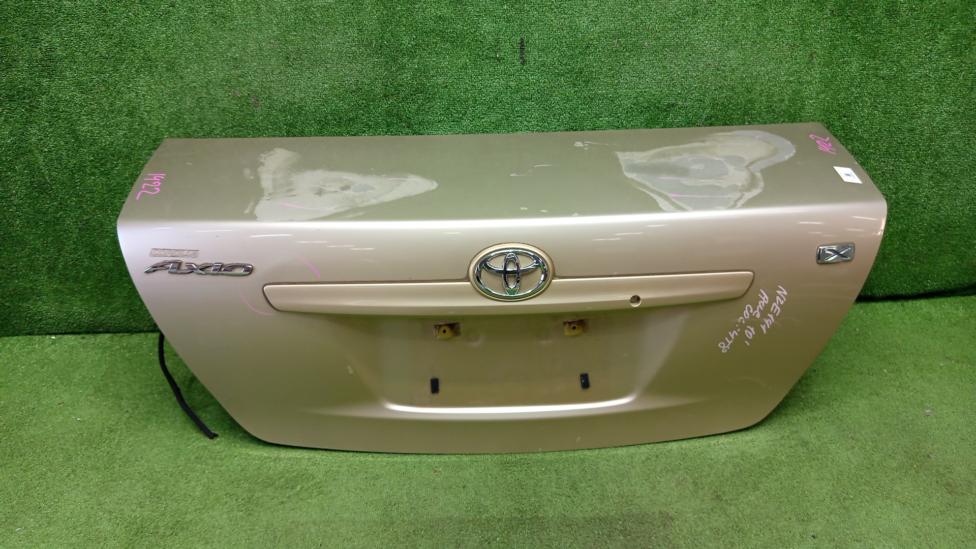 Крышка багажника TOYOTA COROLLA  AXIO NZE141, NZE144, ZRE142, ZRE144 1422 1 ракурс