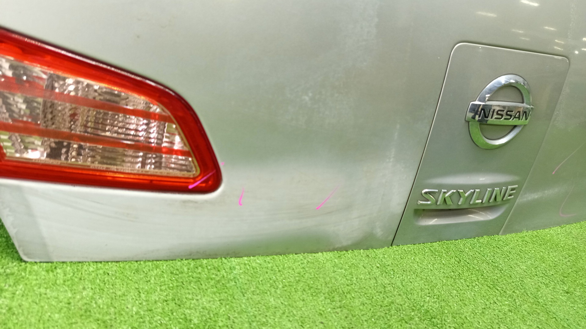 Крышка багажника NISSAN SKYLINE V35 1448 3 ракурс