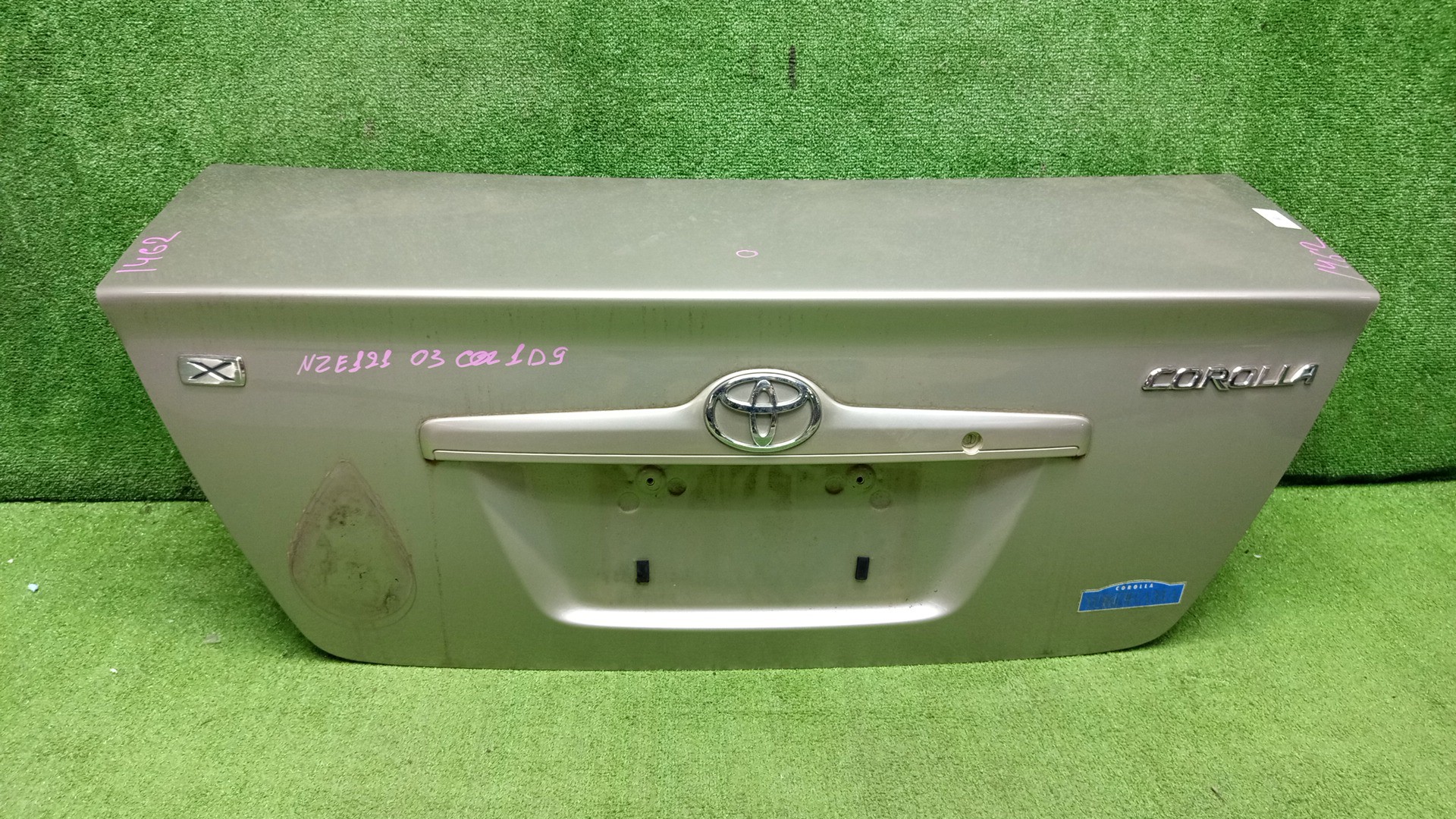 Крышка багажника TOYOTA COROLLA ZZE124, NZE121, NZE120, ZZE122, NZE124, CE121 1462 1 ракурс