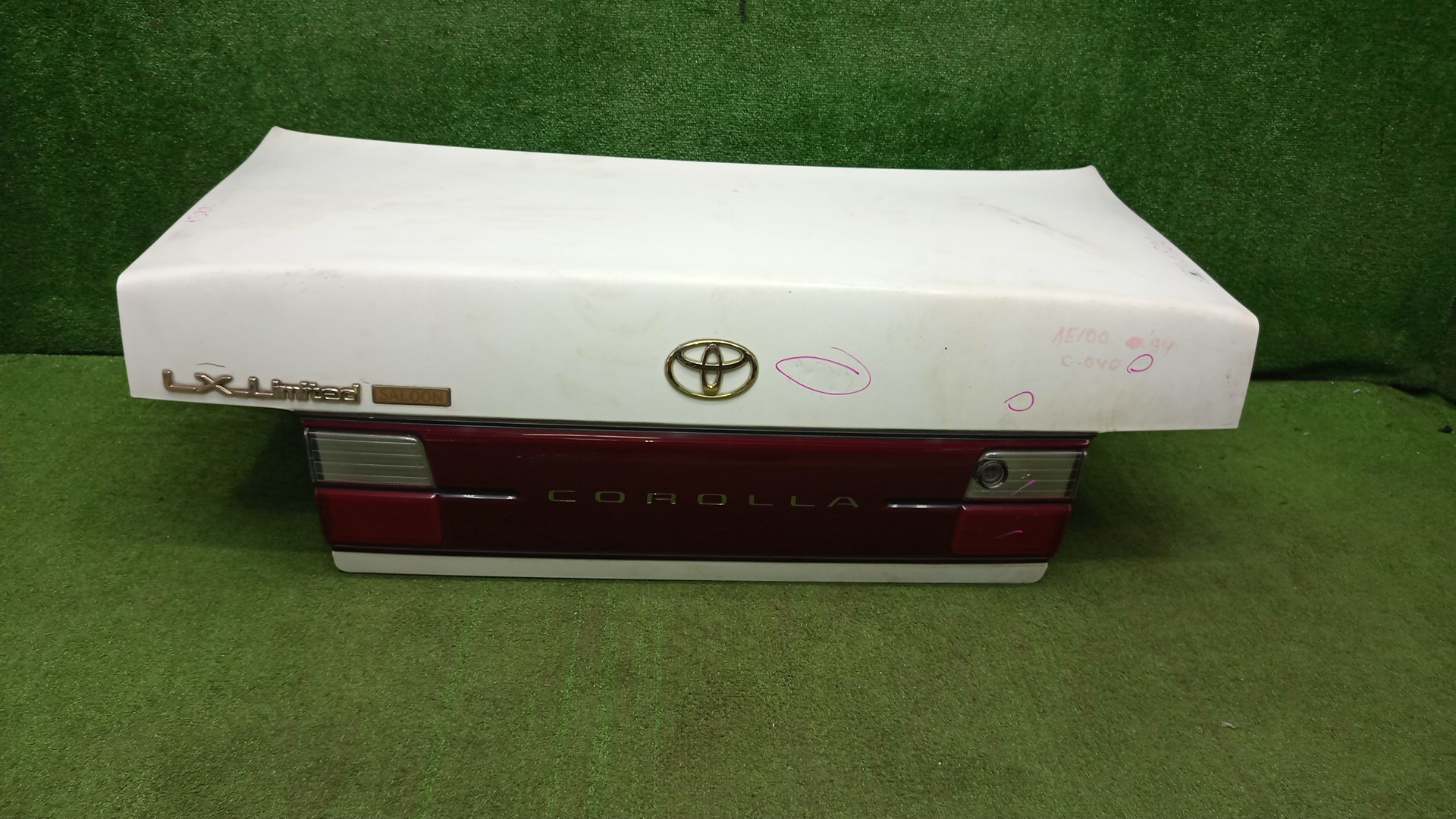 Крышка багажника TOYOTA COROLLA AE100 1522 1 ракурс