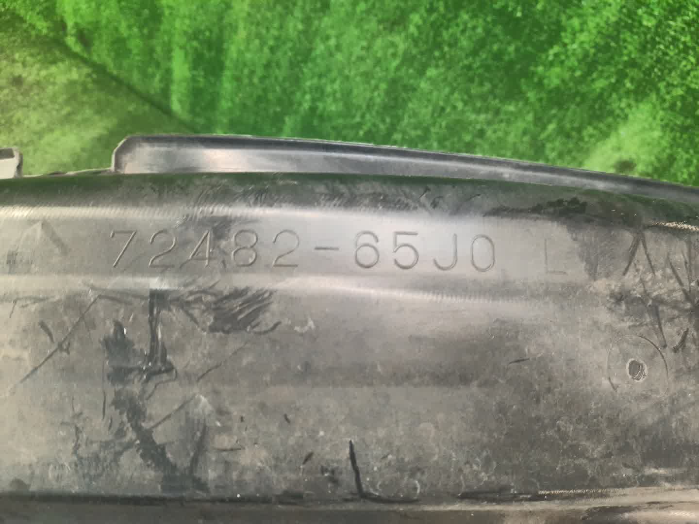 Защита под крыло левая передняя SUZUKI ESCUDO TD54W 72482-65J0 2 ракурс