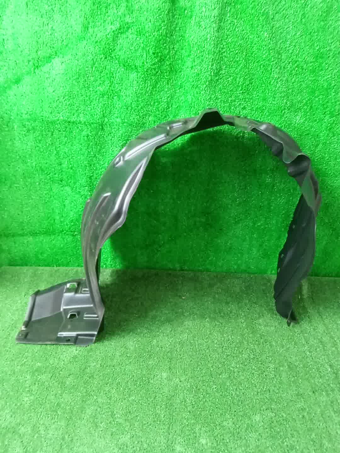 Защита под крыло правая передняя TOYOTA YARIS CROSS MXPJ10, MXPJ15, MXPB10, MXPB15 53875-52512 1 ракурс