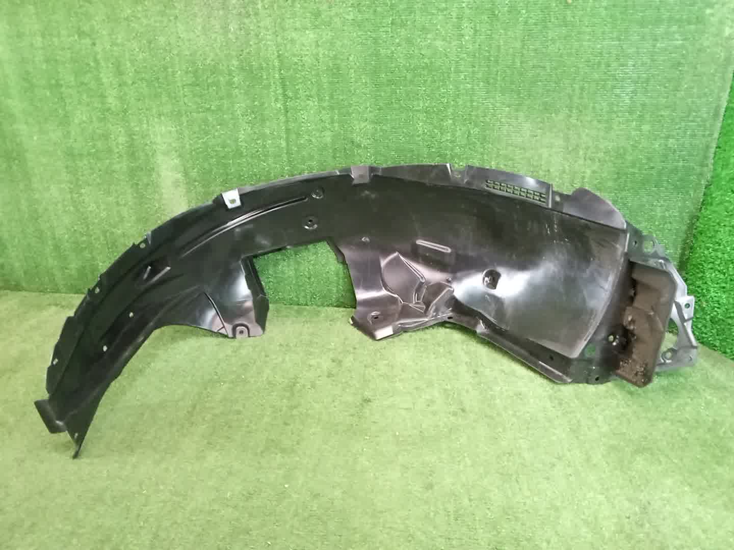 Защита под крыло правая передняя HONDA VEZEL RV6 74100-3N0-000 3 ракурс