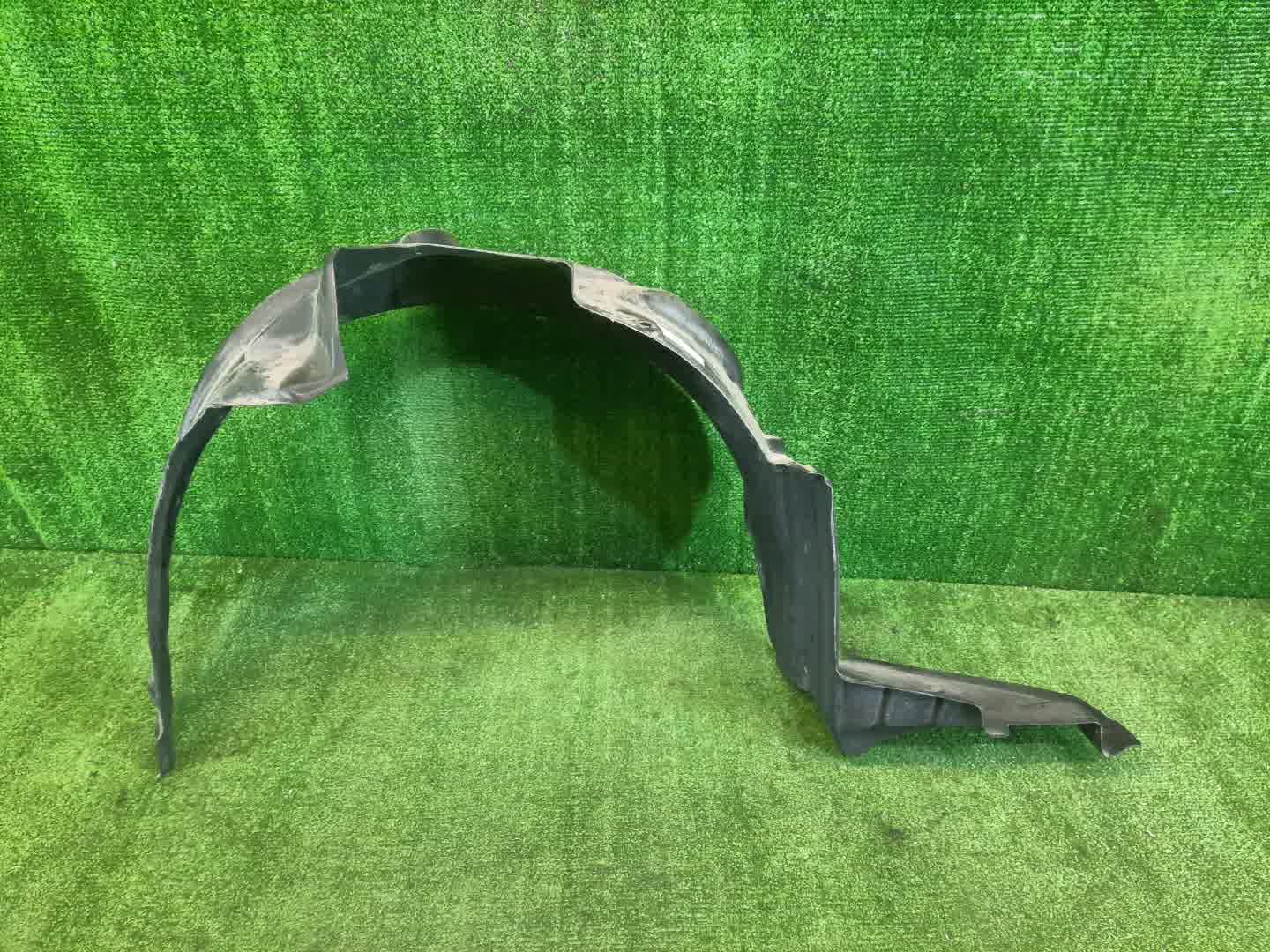 Защита под крыло левая передняя TOYOTA COROLLA SPACIO AE111N 53876-13110 1 ракурс