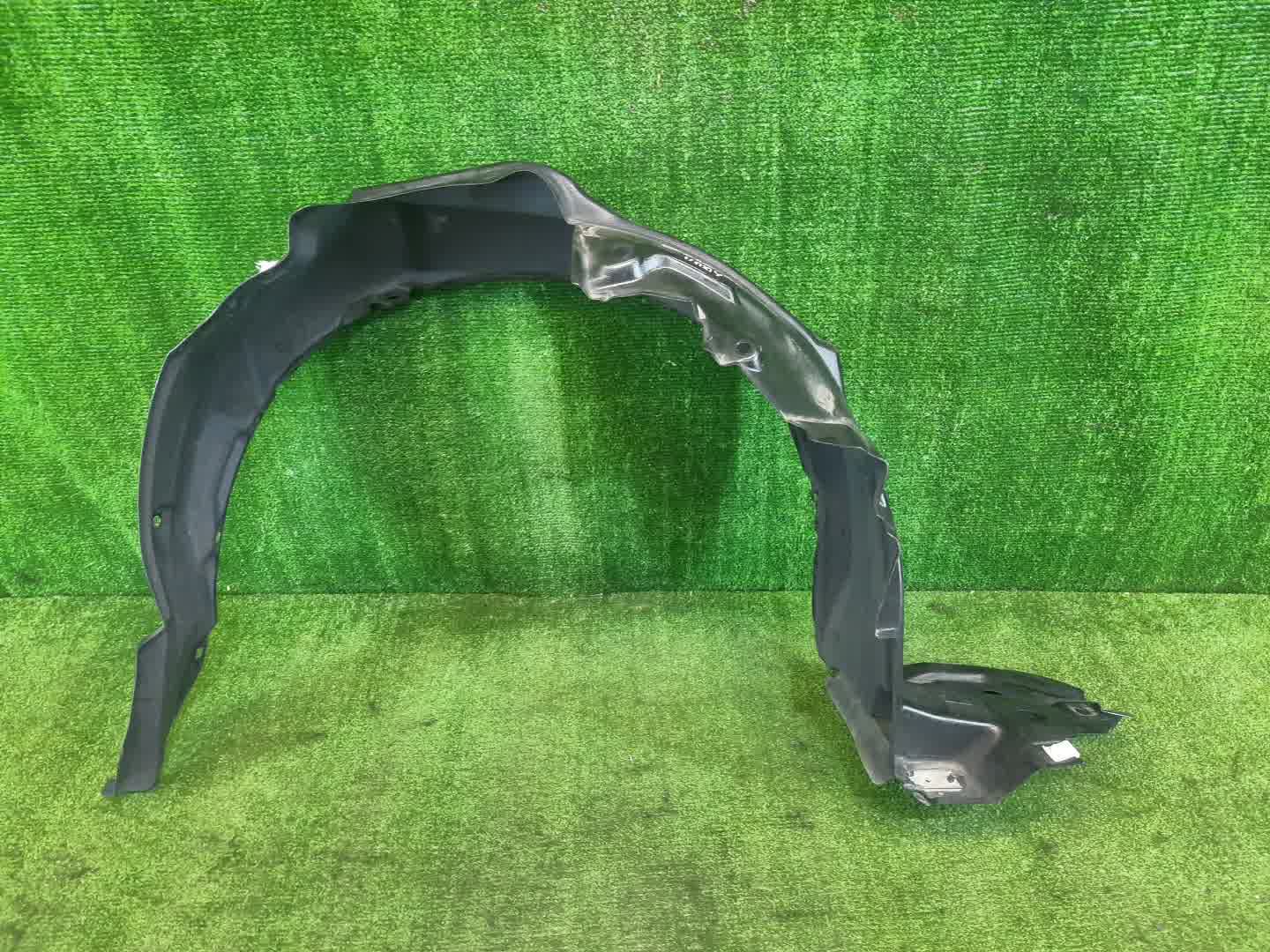 Защита под крыло левая передняя TOYOTA VOXY ZWR80G, ZRR85W, ZRR80W, ZWR80W, ZRR80G, ZRR85G 53876-28270 1 ракурс Защита под крыло левая передняя TOYOTA VOXY ZWR80G, ZRR85W, ZRR80W, ZWR80W, ZRR80G, ZRR85G 53876-28270 1 ракурс