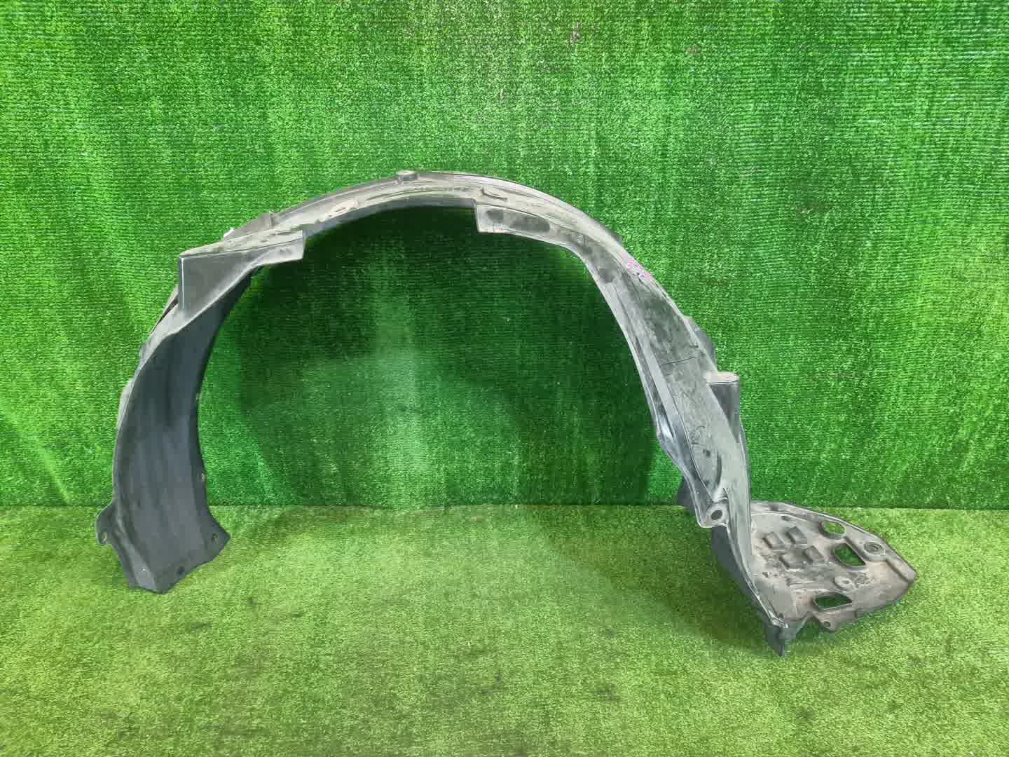 Защита под крыло левая передняя HONDA JADE FR4 74150-T4R-00 1 ракурс