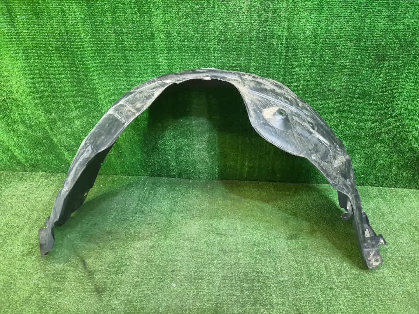 Защита под крыло левая передняя TOYOTA CAMRY, ALTIS AHV40, GSV40, ACV40, ACV45, ACV40N, ACV45N 53876-33150 1 ракурс