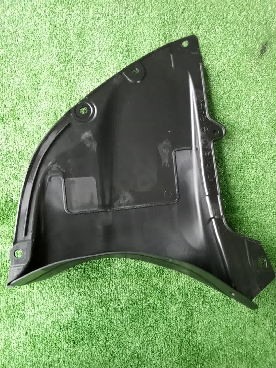 Защита под крыло левая передняя MAZDA MAZDA 3, 3 BPEP, BP8P, BP5P, BPFP, BPFJ3P, BPFJ3R, BP5R, BP, BPEK3R, BP8R BFWM-56-115 2 ракурс