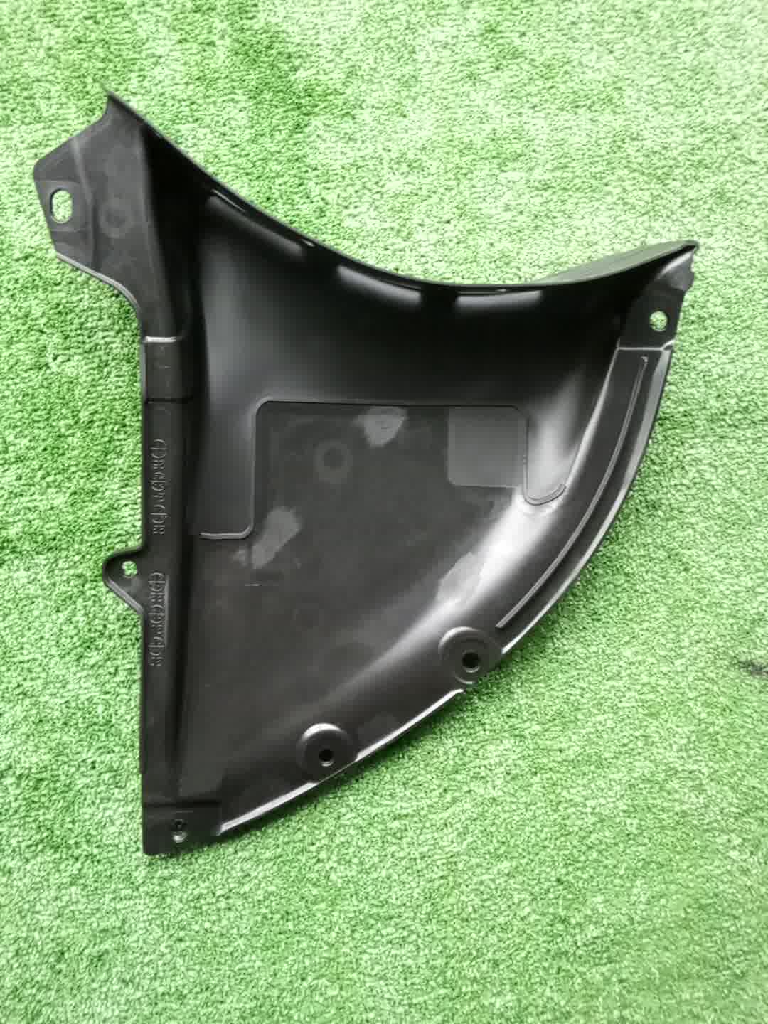 Защита под крыло левая передняя MAZDA MAZDA 3, 3 BPEP, BP8P, BP5P, BPFP, BPFJ3P, BPFJ3R, BP5R, BP, BPEK3R, BP8R BGAM-56-115 3 ракурс