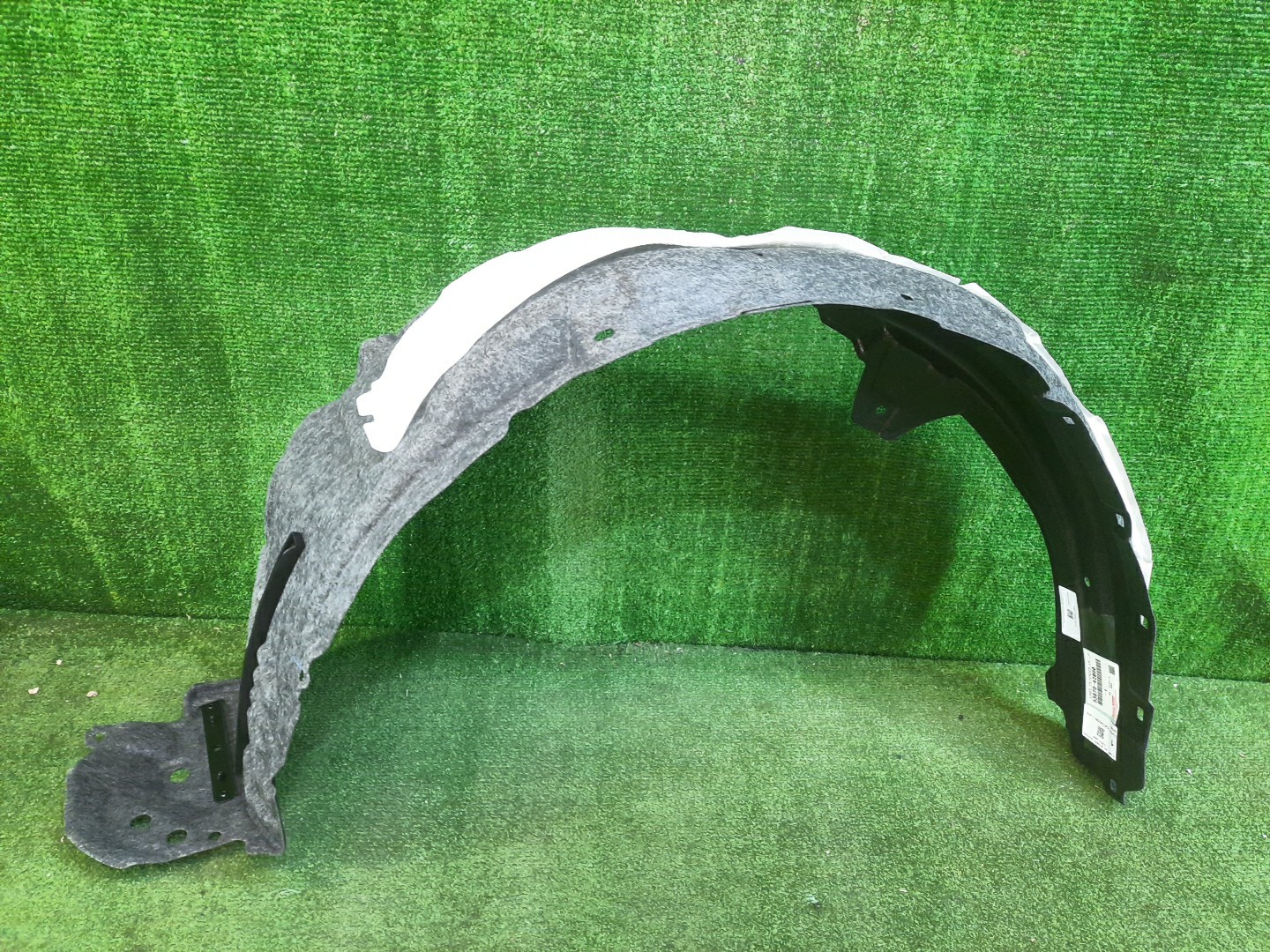 Защита под крыло левая передняя TOYOTA RAV4 ASA42 53876-42090 1 ракурс
