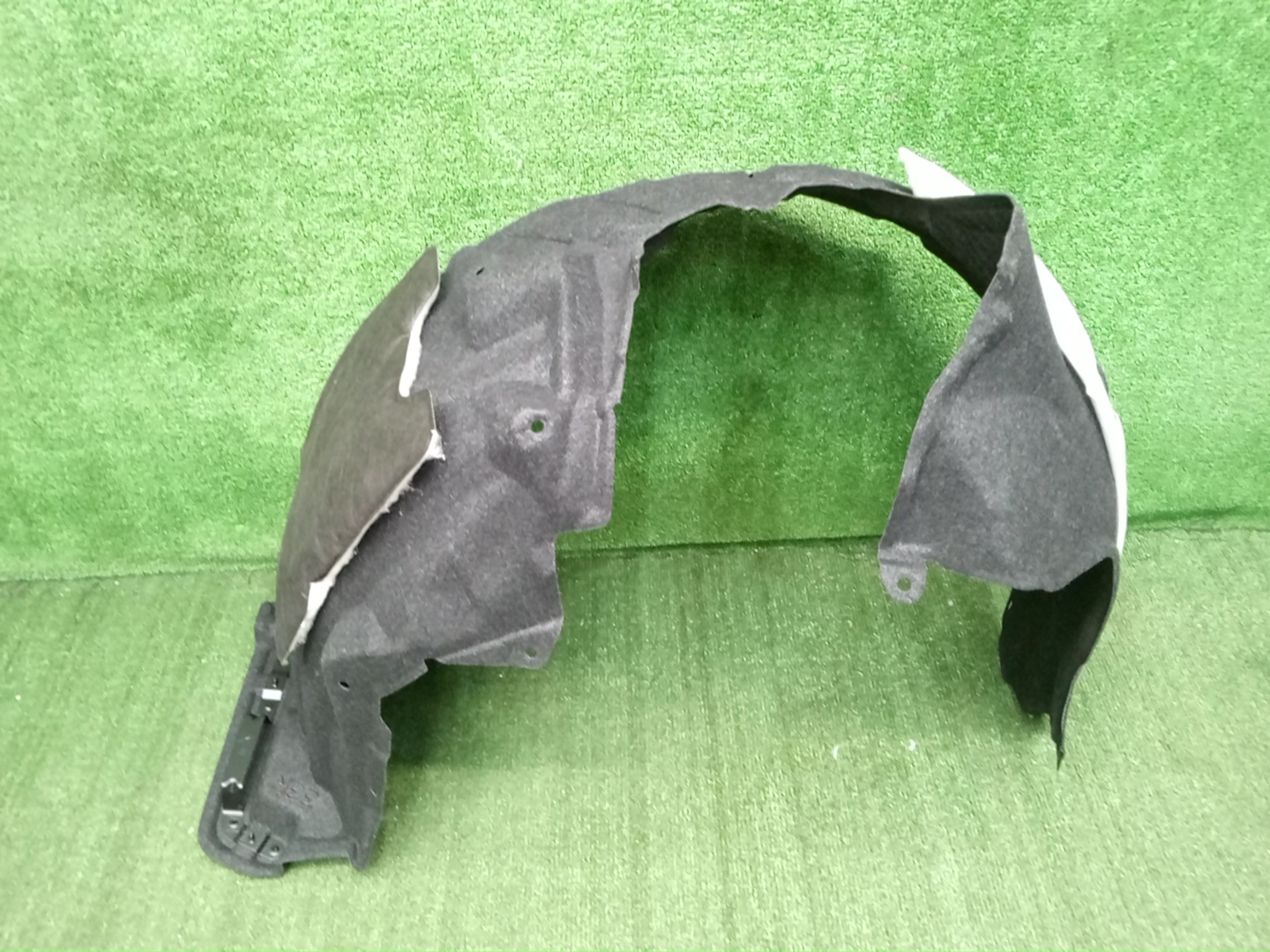 Защита под крыло правая передняя TOYOTA CROWN AZSH36W 53875-30330 2 ракурс