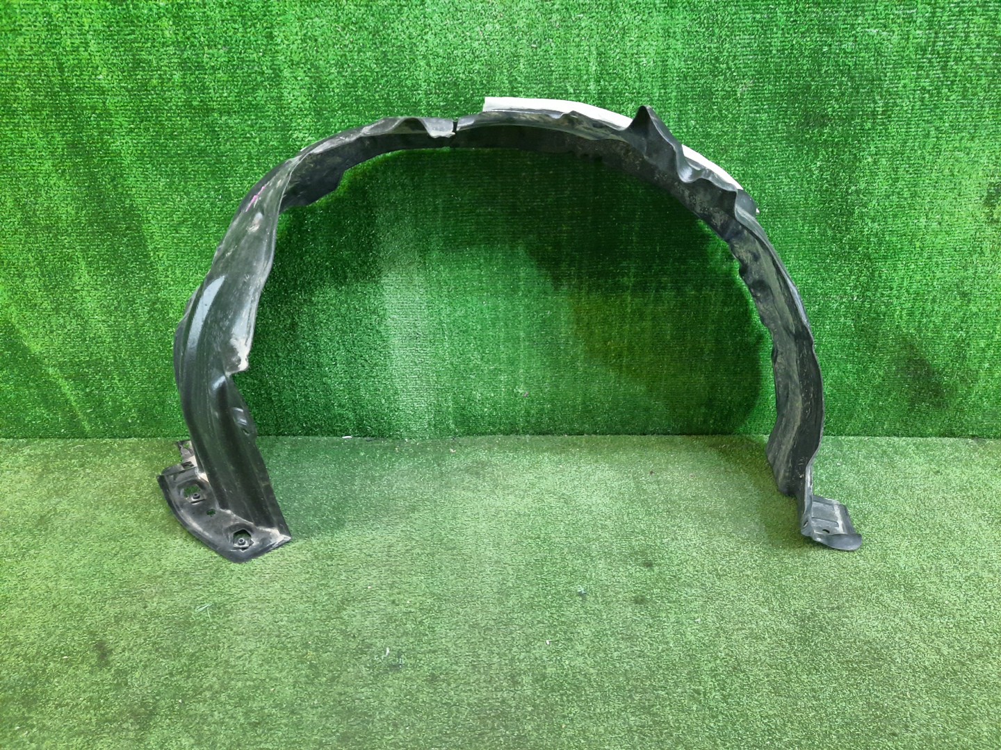 Защита под крыло правая передняя TOYOTA PRIUS MXWH60 53875-47100 1 ракурс