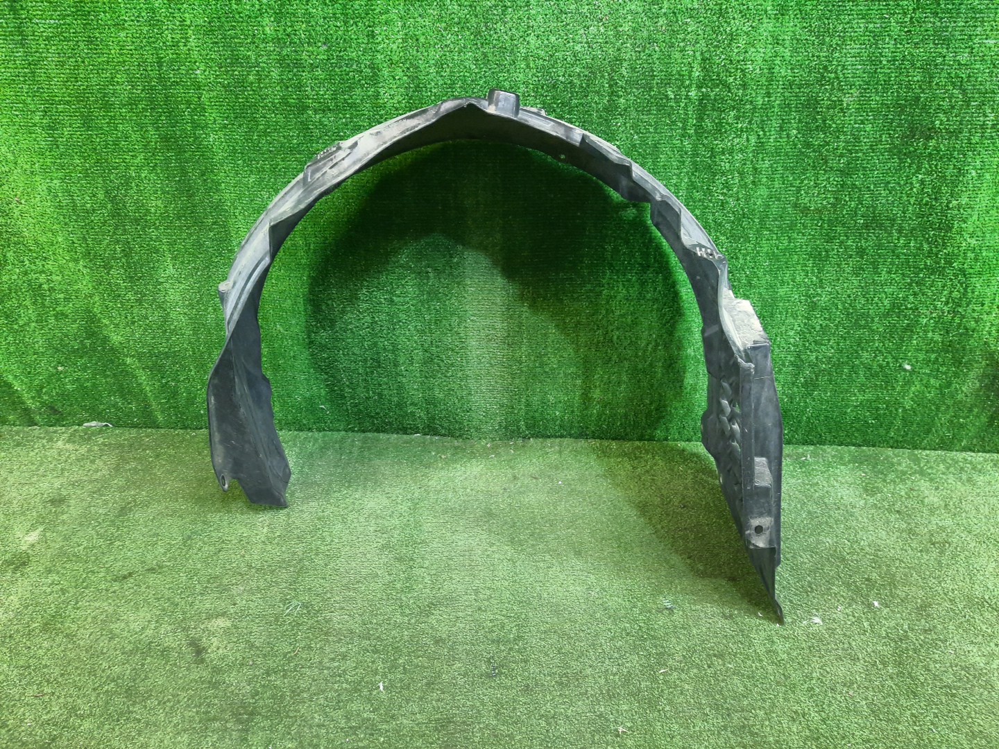 Защита под крыло левая передняя MITSUBISHI LANCER, GALANT FORTIS CY4A, CY2A, CY3A, CY6A, CX6A, CX4A, CX3A 5370A439 1 ракурс