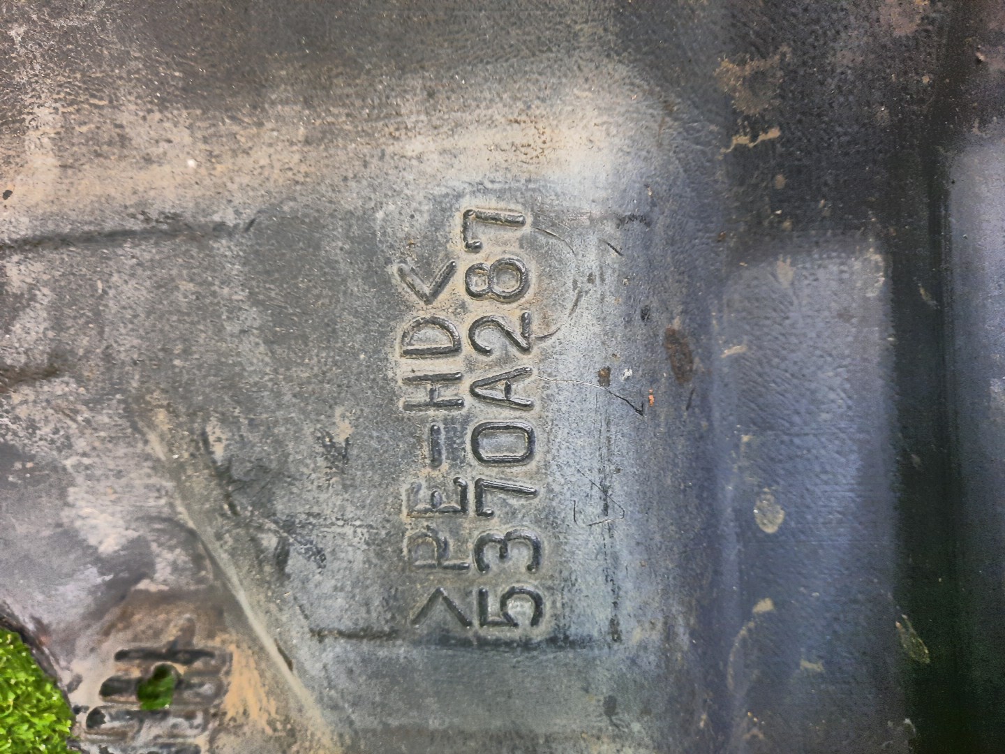 Защита под крыло левая передняя MITSUBISHI LANCER, GALANT FORTIS CY4A, CY2A, CY3A, CY6A, CX6A, CX4A, CX3A 5370A287 2 ракурс