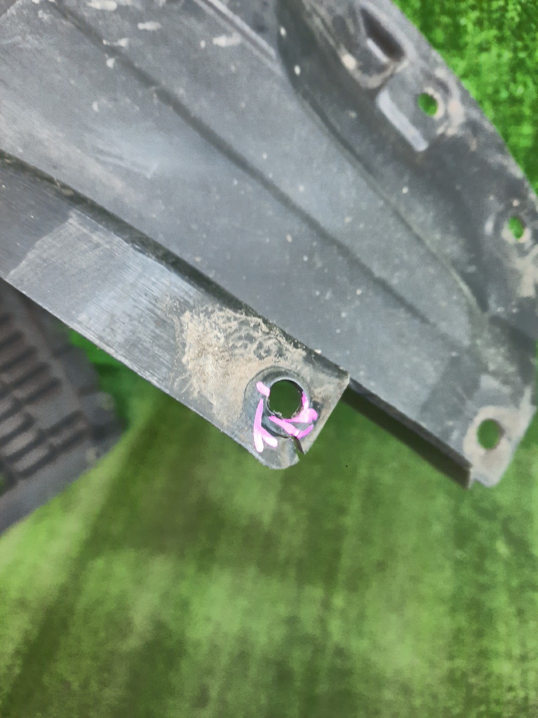 Защита под крыло правая передняя MITSUBISHI LANCER, GALANT FORTIS CY4A, CY2A, CY3A, CY6A, CX6A, CX4A, CX3A 5370A440 2 ракурс