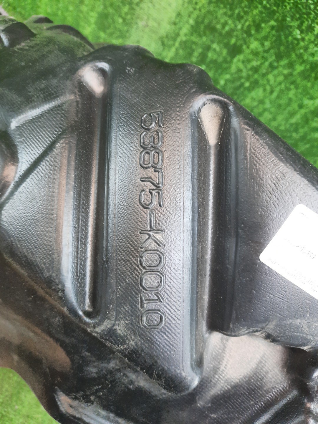 Защита под крыло правая передняя TOYOTA YARIS MXPH10, MXPH15, KSP210, MXPA10, MXPA15 53875-K0010 2 ракурс