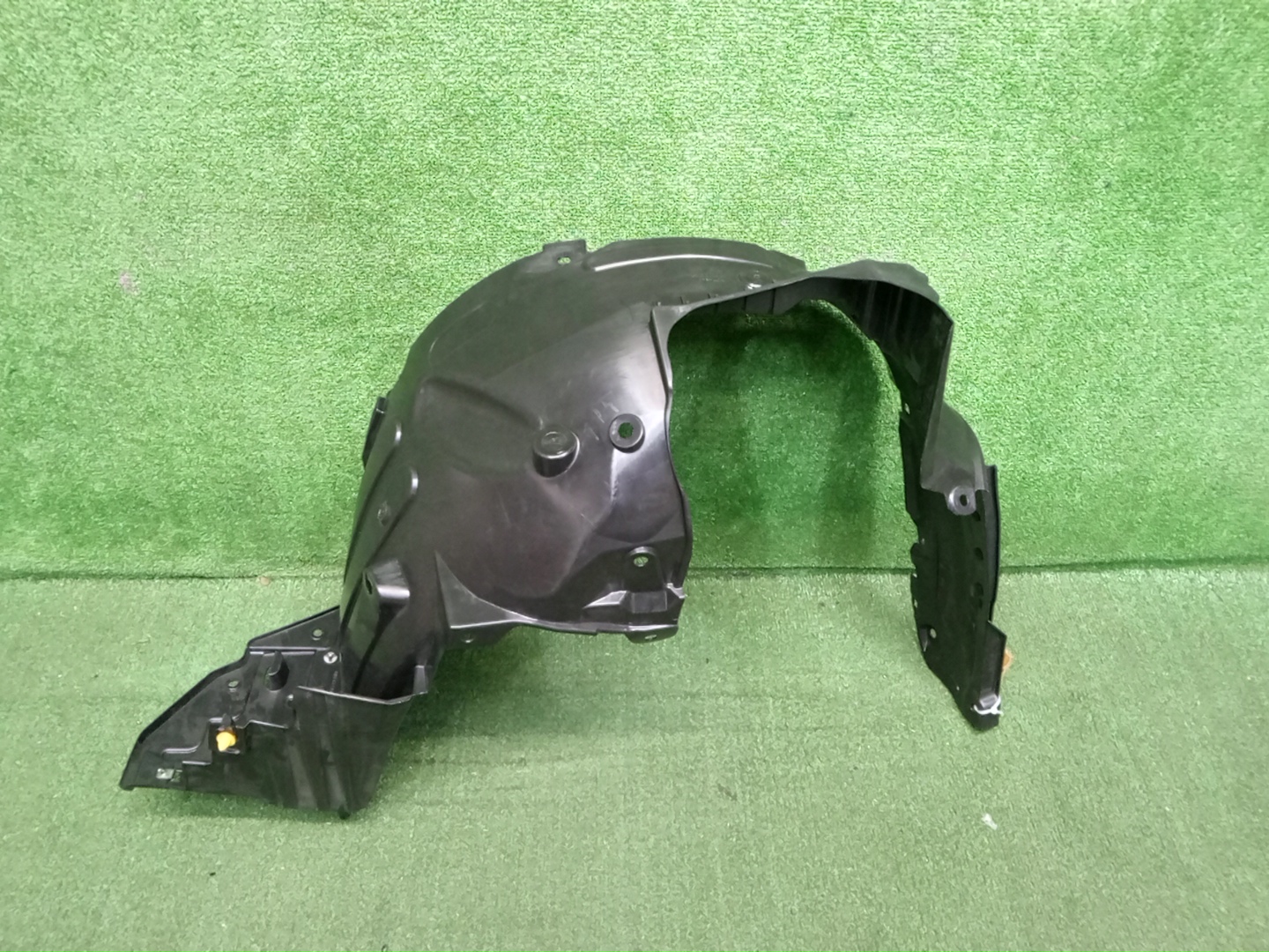Защита под крыло правая передняя HONDA WR-V DG5 74100-31X-J00 1 ракурс Защита под крыло правая передняя HONDA WR-V DG5 74100-31X-J00 1 ракурс