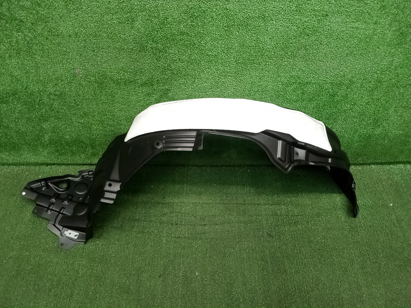 Защита под крыло правая передняя LEXUS CT200H ZWA10 53805-76010 1 ракурс