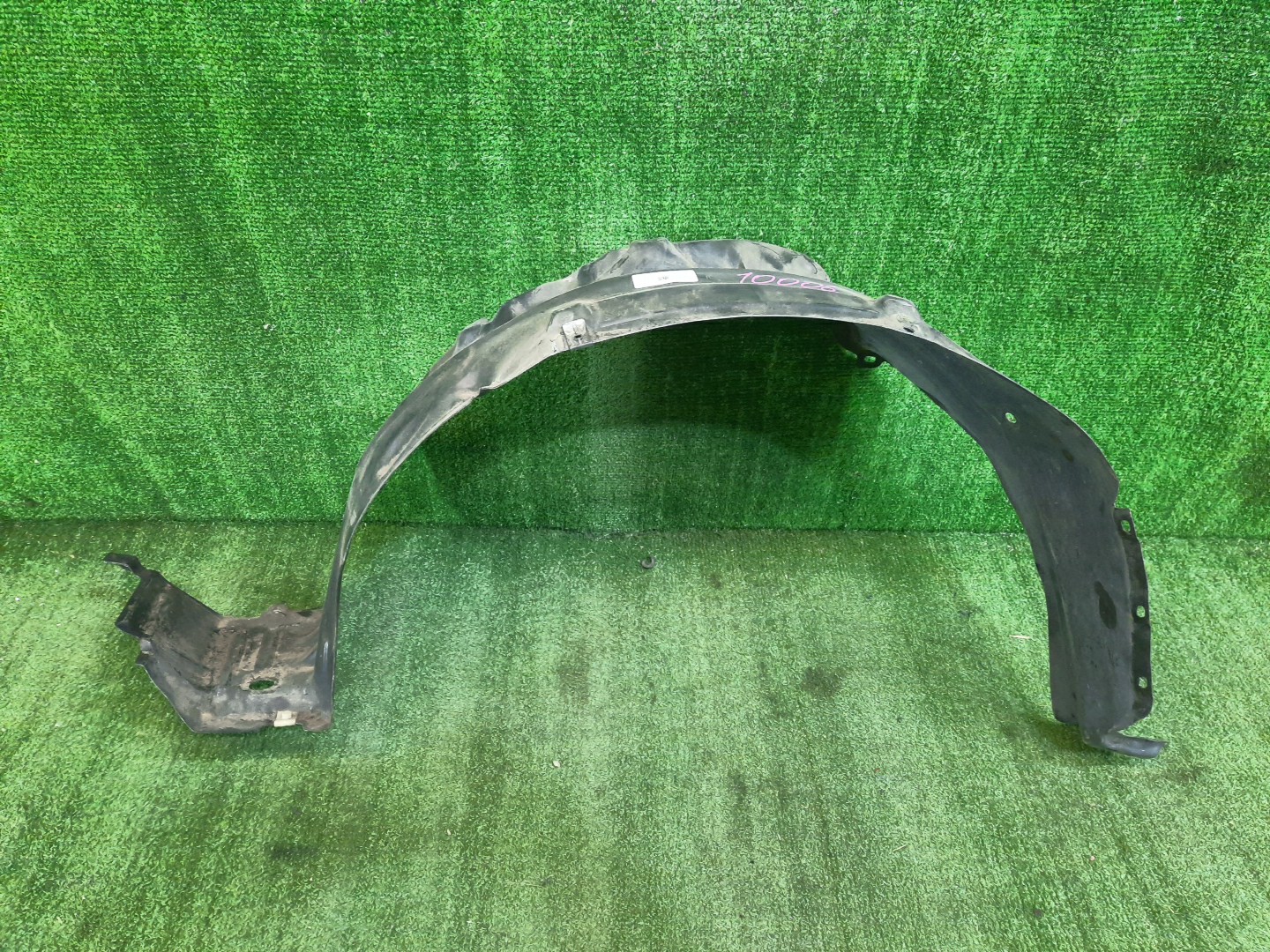 Защита под крыло левая передняя NISSAN SUNNY B15, FB15, FNB15, QB15, SB15 63843-4M400 1 ракурс Защита под крыло левая передняя NISSAN SUNNY B15, FB15, FNB15, QB15, SB15 63843-4M400 1 ракурс