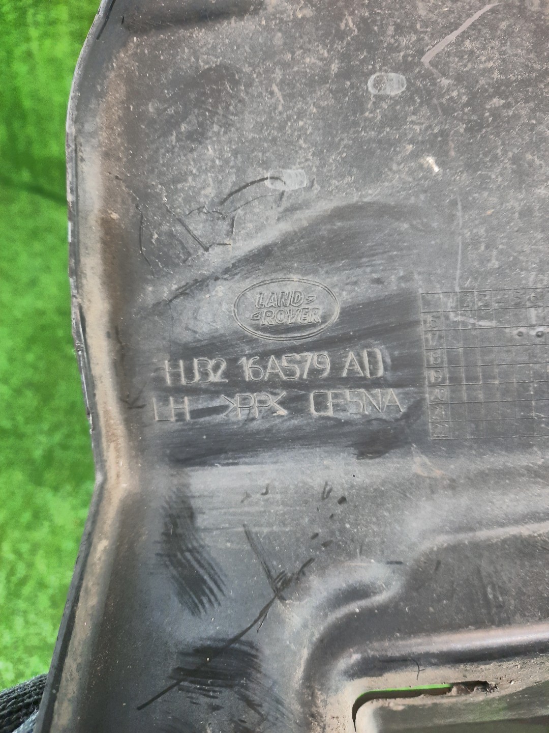 Защита под крыло левая передняя LAND ROVER RANGE ROVER EVOQUE L538 HJ3216A574/HJ3216A579 4 ракурс