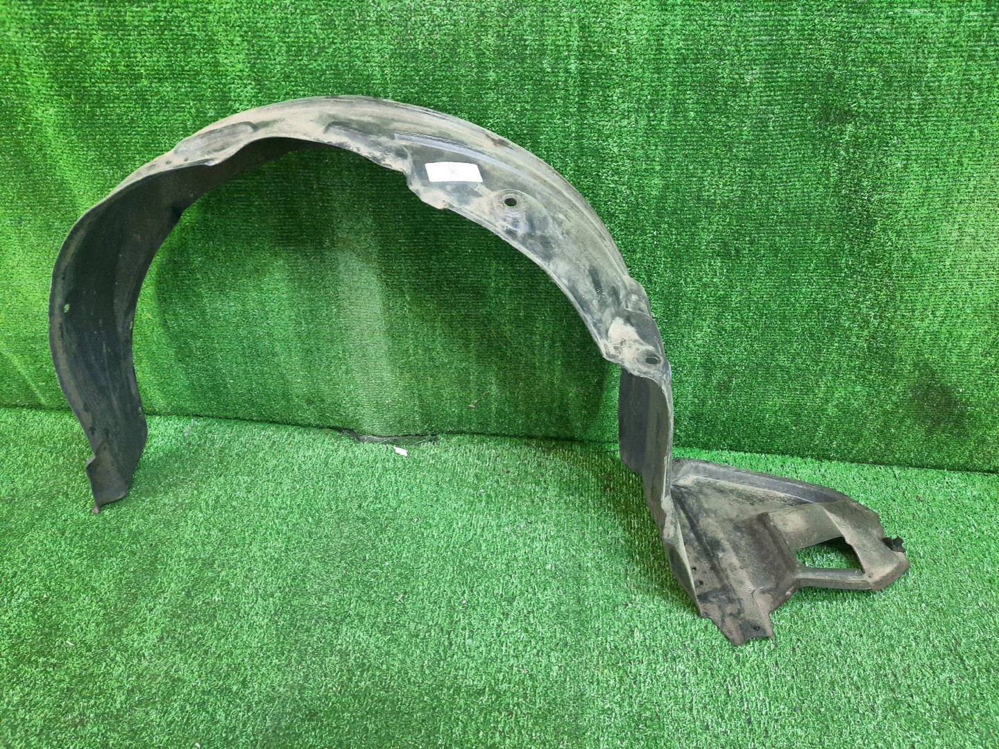 Защита под крыло левая передняя TOYOTA COROLLA ZZE124, NZE121, NZE120, ZZE122, NZE124, CE121 53876-12270 1 ракурс