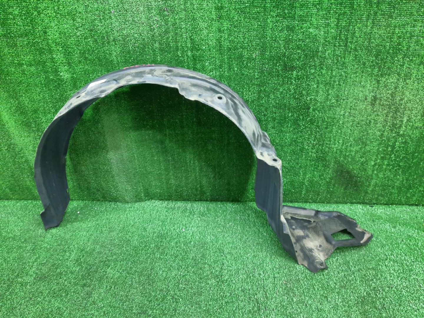 Защита под крыло левая передняя TOYOTA COROLLA ZZE124, NZE121, NZE120, ZZE122, NZE124, CE121 53876-12280 1 ракурс